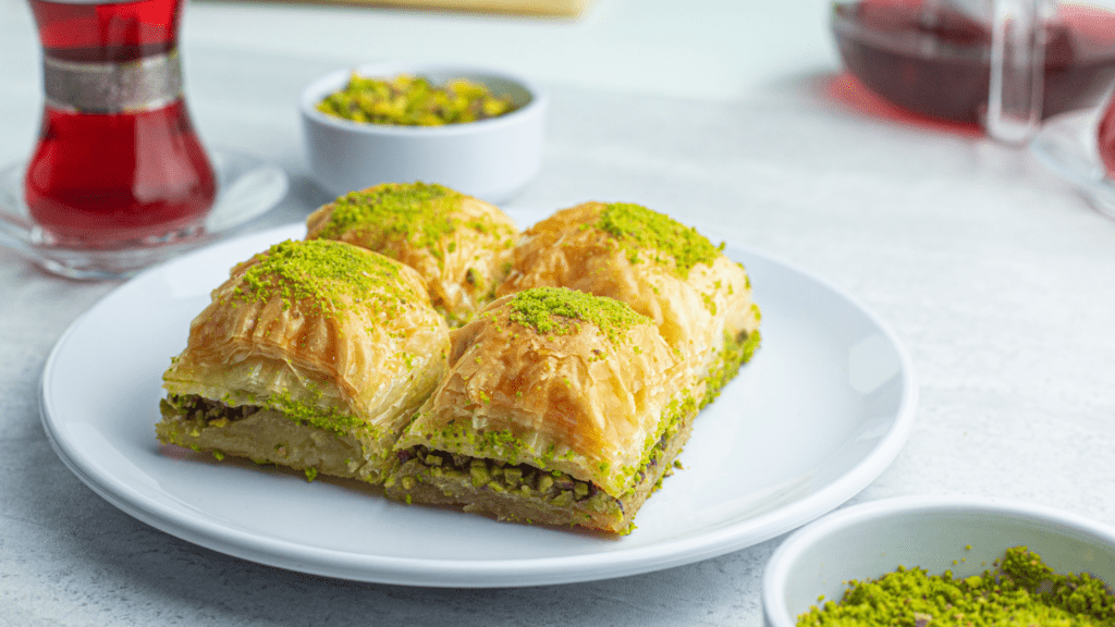 best places in Greece for families: Baklava