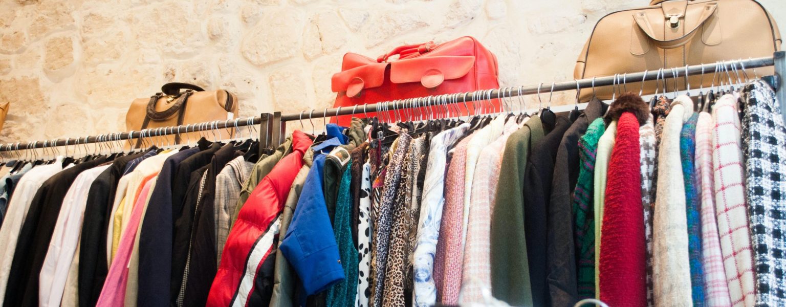 Discover the many vintage shops in Paris with this guide